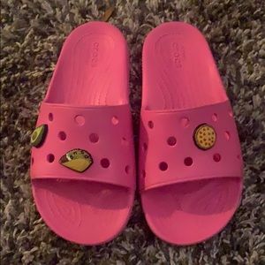 Women’s Croc Slides With A dew Charms!!! 🔥🔥🔥🔥